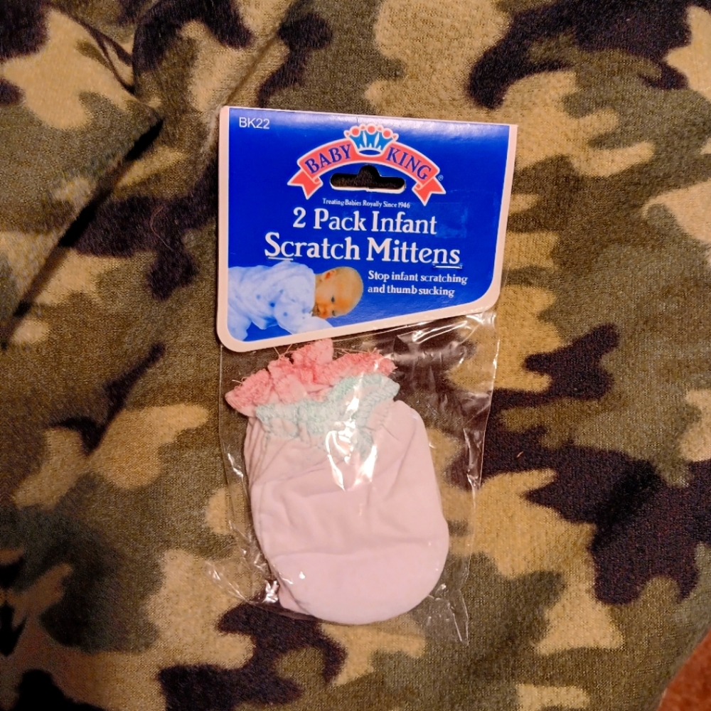 2 pack infant scratch mittens